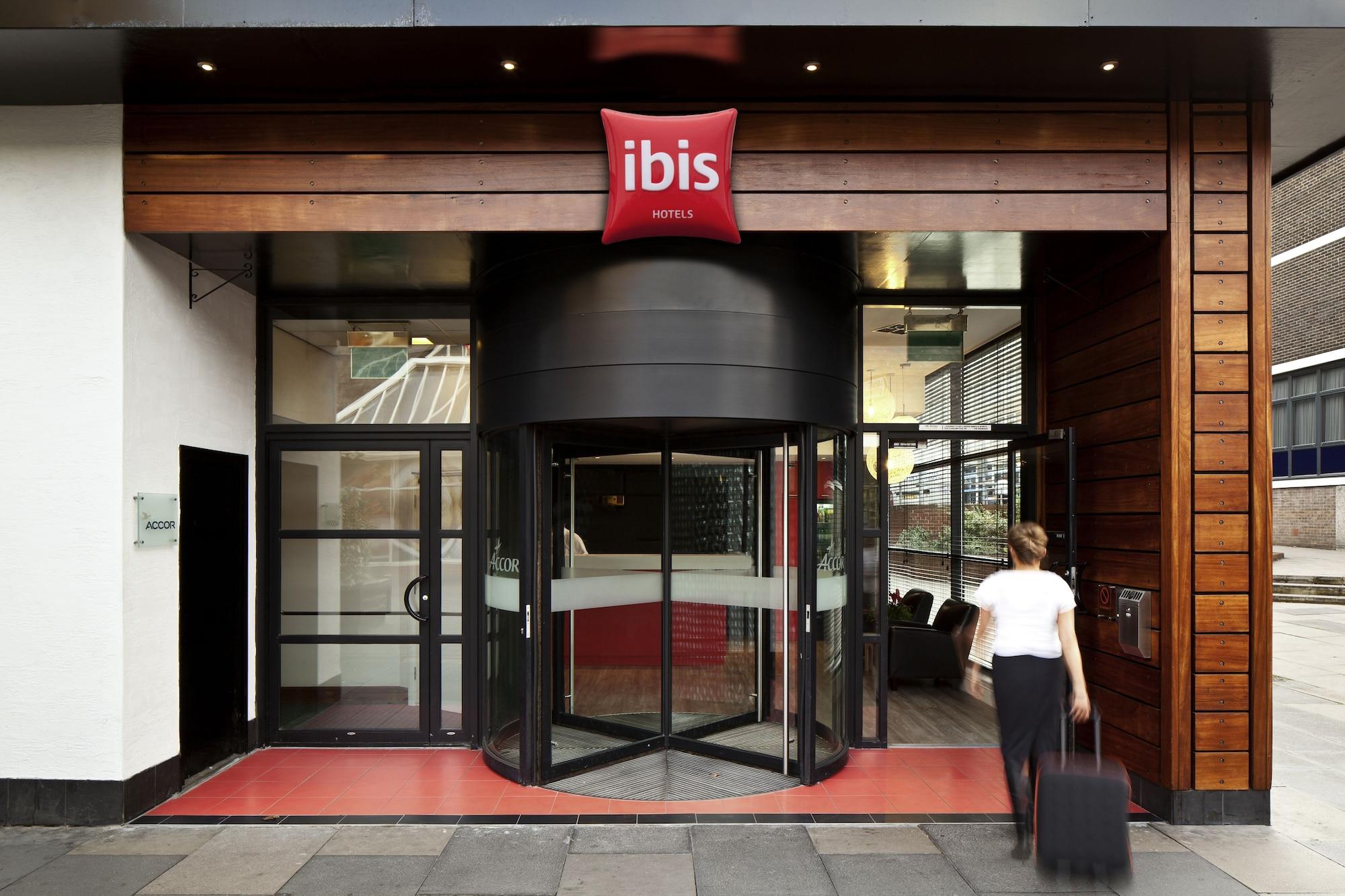 Ibis Stevenage Centre Hotel Exterior photo